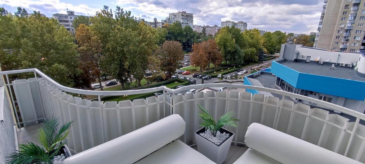 Large Apartment Near The Airport And City Center Chisinau Exterior photo