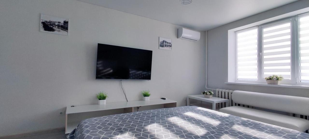 Large Apartment Near The Airport And City Center Chisinau Exterior photo